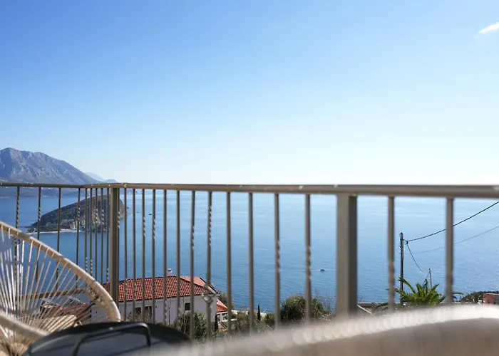 Viewpoint Villa