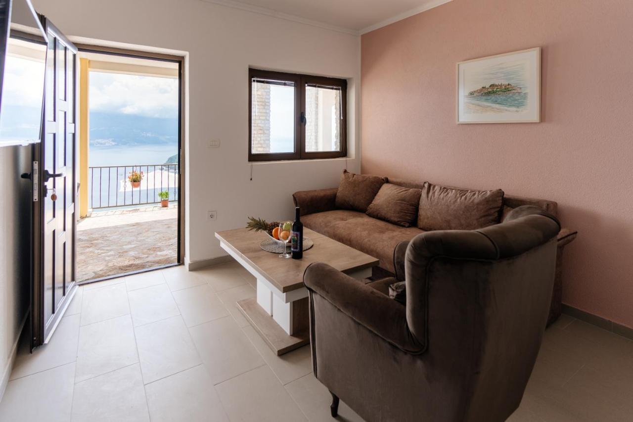 Viewpoint Apartman *