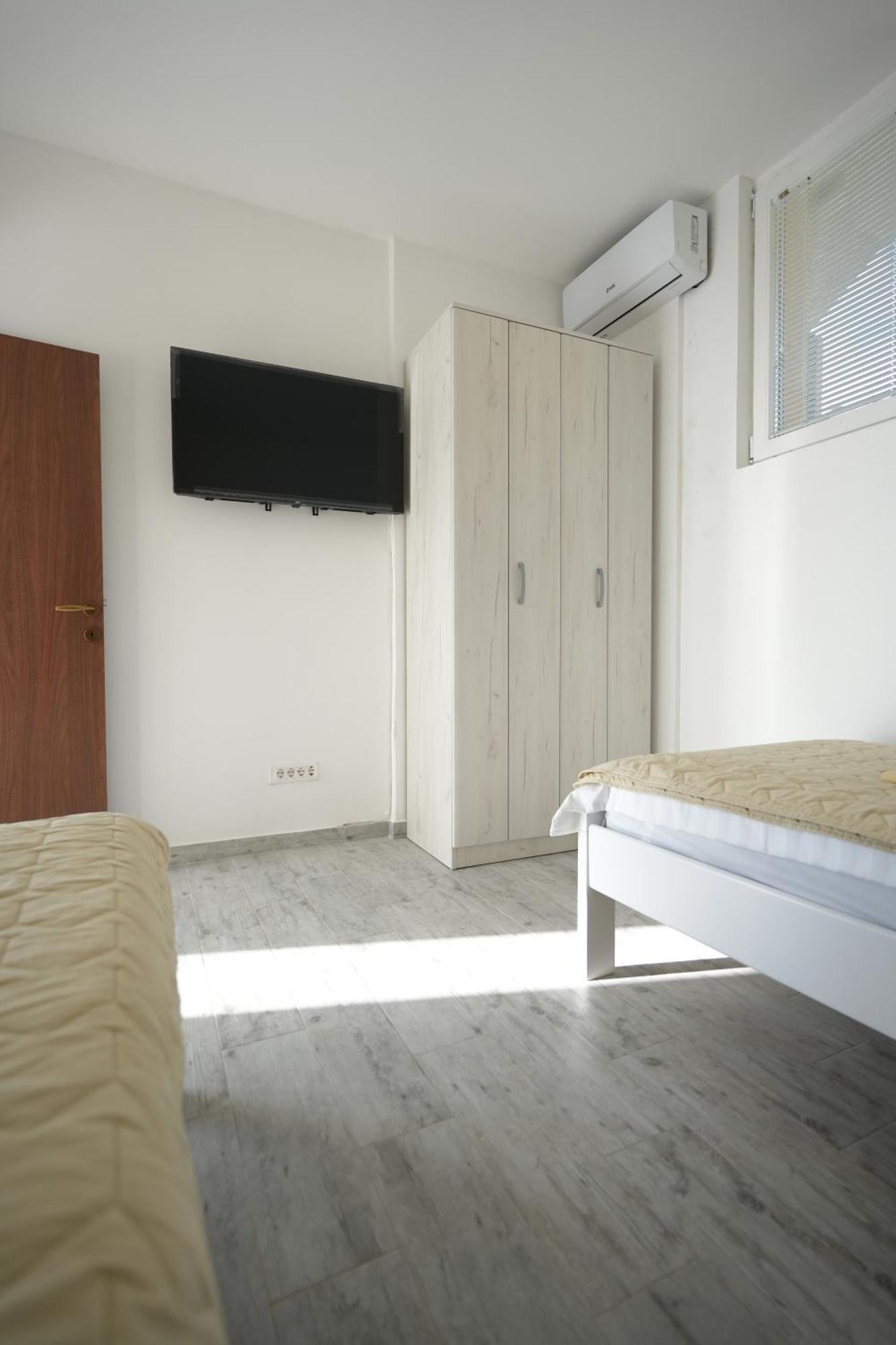 Viewpoint Apartman *